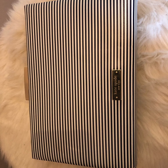 Beautiful Kate Spade Clutch with strap and pearls - Picture 4 of 5